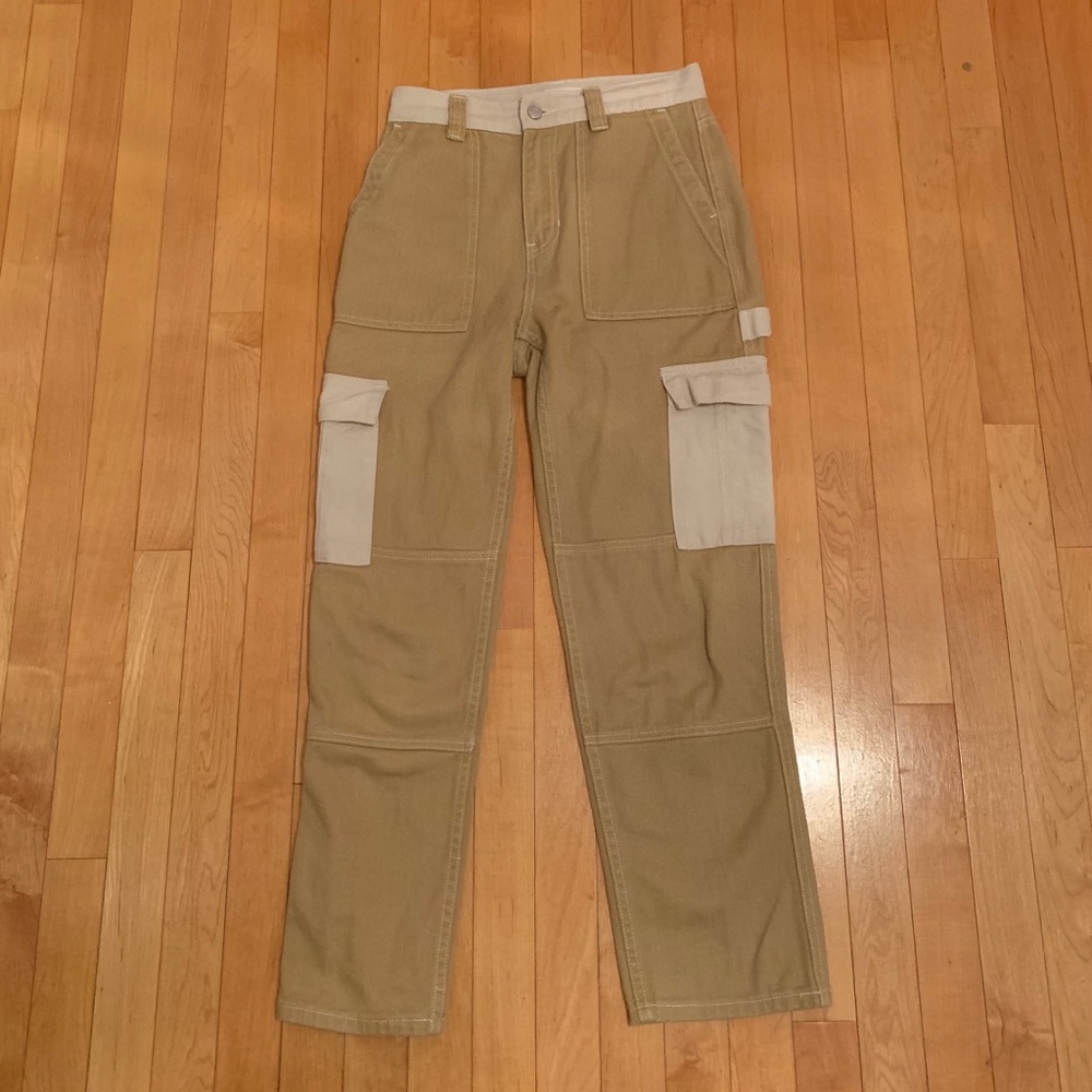 Women’s Ginger Oat Cargo Pants from PacSun